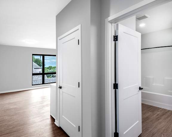 Photo Gallery Image