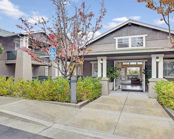 Photo Gallery Image