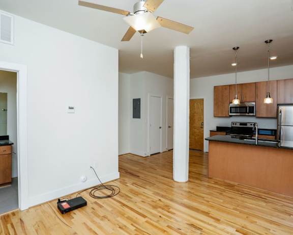 Photo Gallery Image
