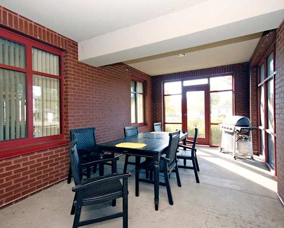 Photo Gallery Image
