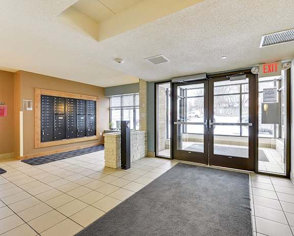 Photo Gallery Image