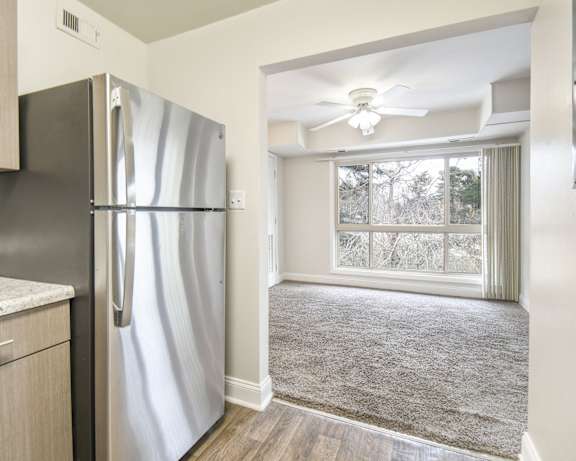 Photo Gallery Image