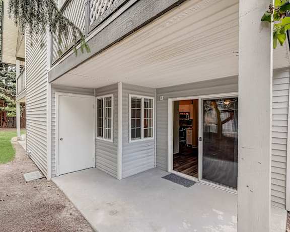 Photo Gallery Image