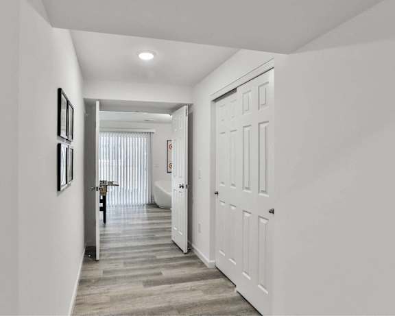 Photo Gallery Image