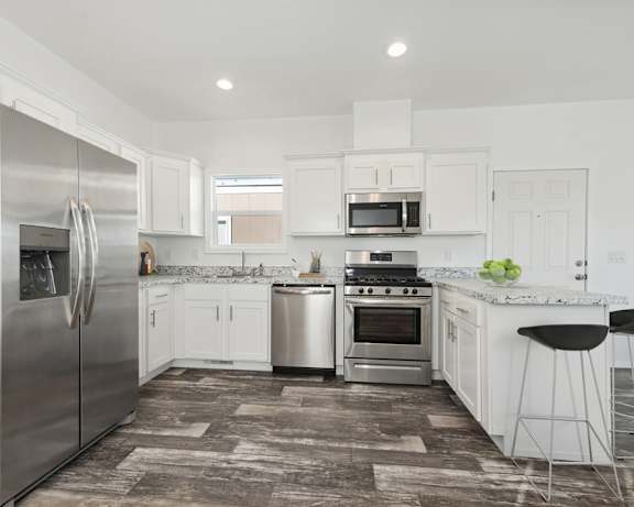 Photo Gallery Image