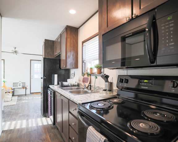 Photo Gallery Image