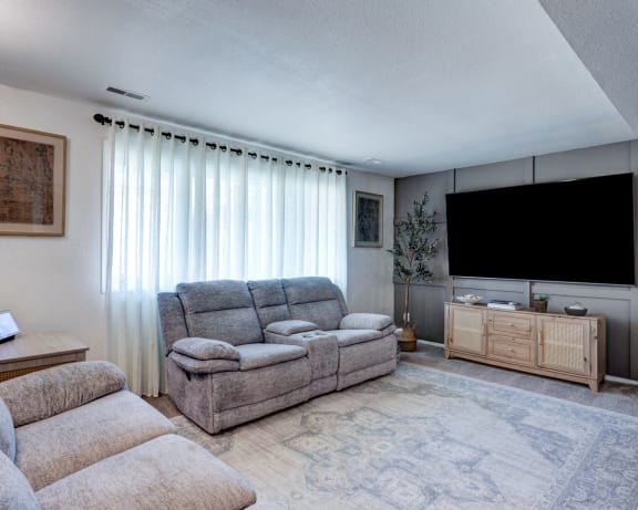 Photo Gallery Image