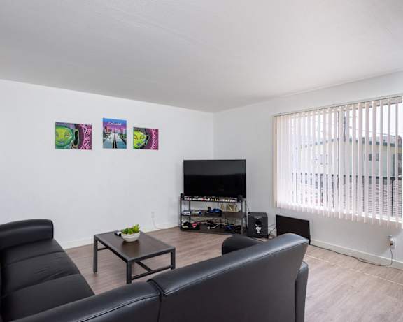 Photo Gallery Image