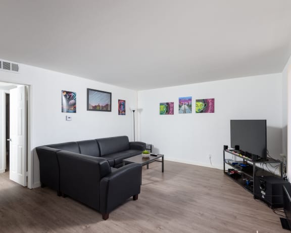Photo Gallery Image