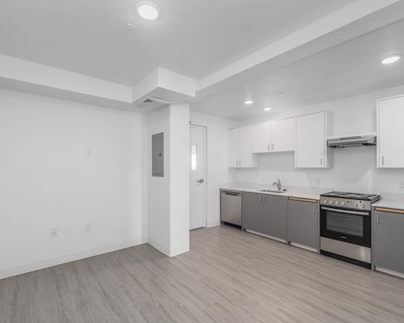 Photo Gallery Image