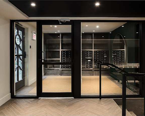 Photo Gallery Image