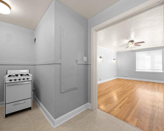 Photo Gallery Image