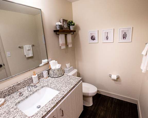 Photo Gallery Image