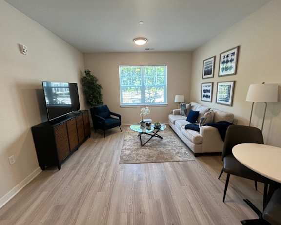Photo Gallery Image