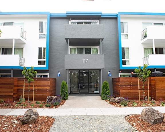 Photo Gallery Image