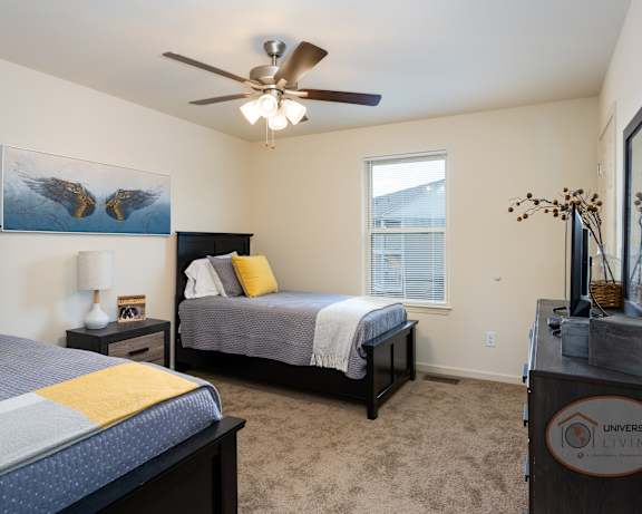 Photo Gallery Image