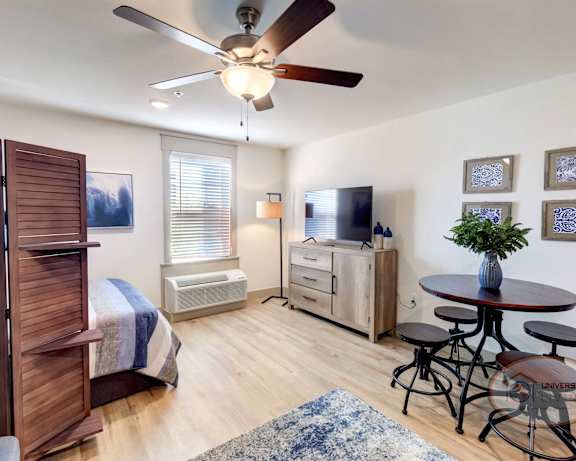 Photo Gallery Image