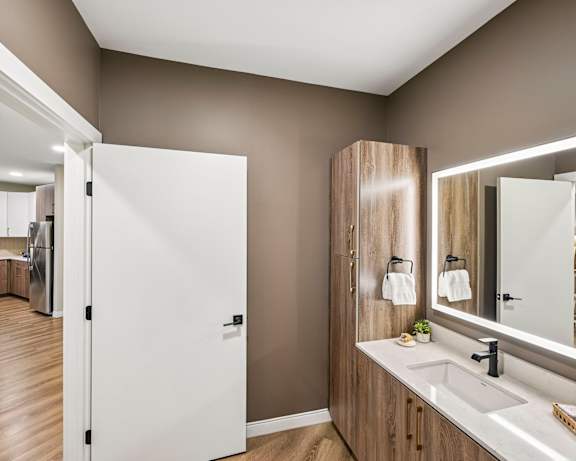 Photo Gallery Image