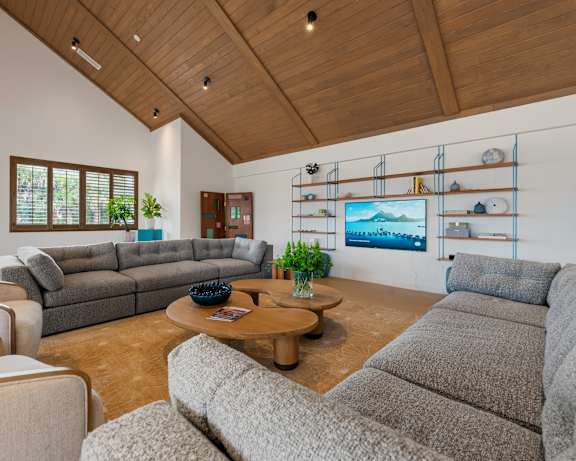 Photo Gallery Image