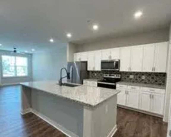 Photo Gallery Image