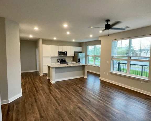 Photo Gallery Image