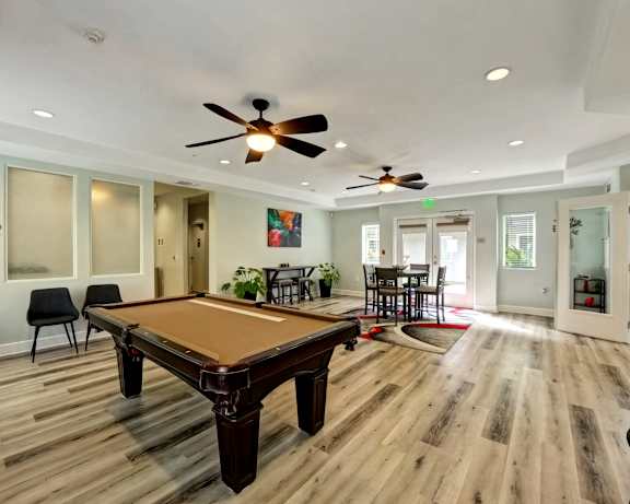 Photo Gallery Image