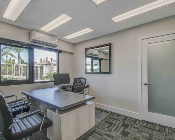 Photo Gallery Image