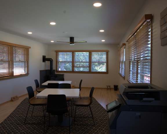 Photo Gallery Image
