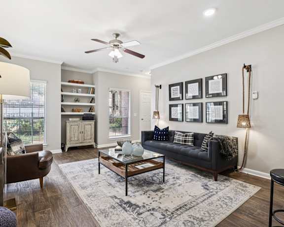 Photo Gallery Image