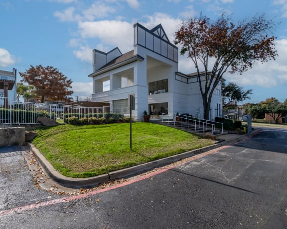 Photo Gallery Image