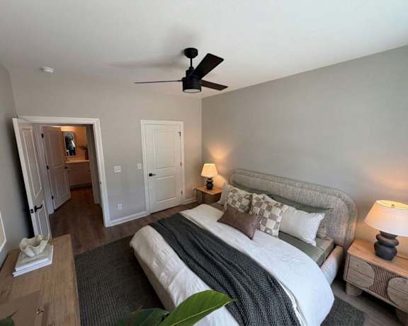 Photo Gallery Image