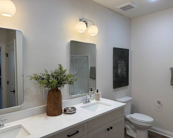 Photo Gallery Image
