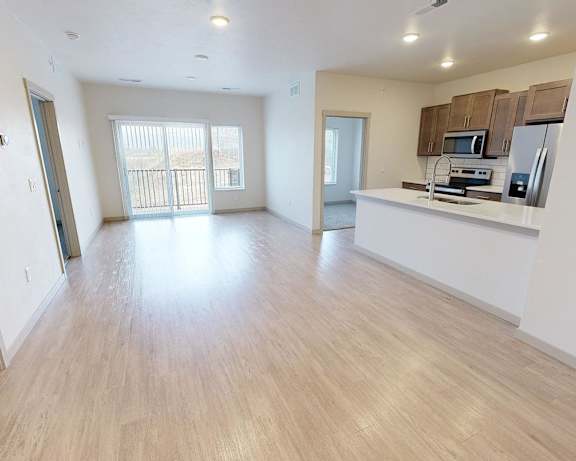 Photo Gallery Image
