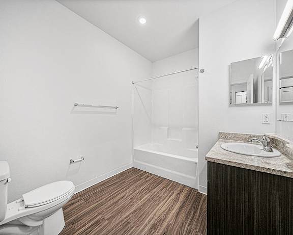 Photo Gallery Image