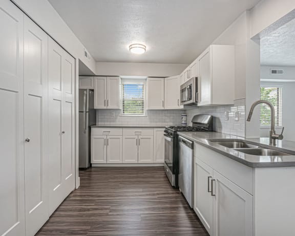 Photo Gallery Image