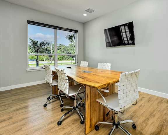 Photo Gallery Image