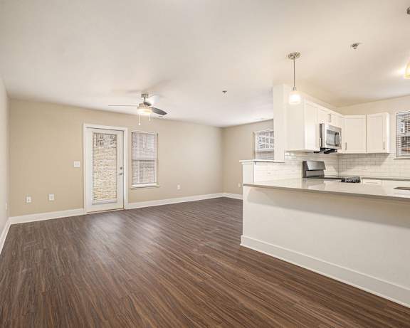 Photo Gallery Image
