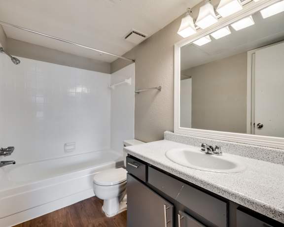Photo Gallery Image