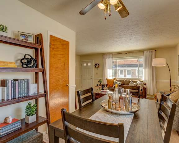 Photo Gallery Image