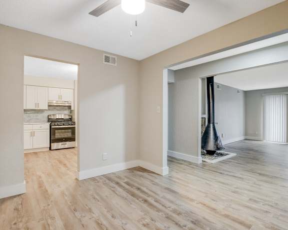 Photo Gallery Image