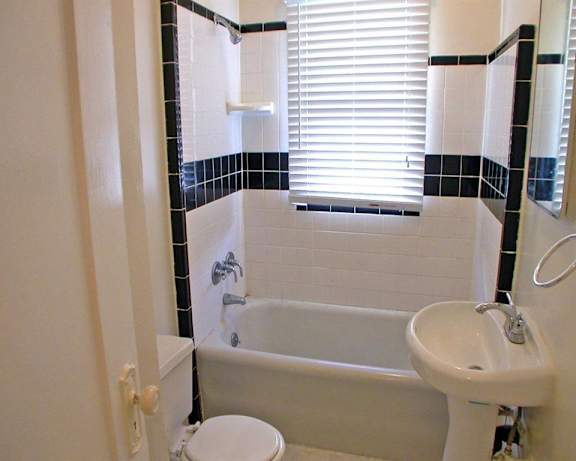 Photo Gallery Image
