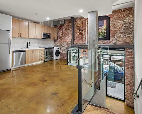 Photo Gallery Image