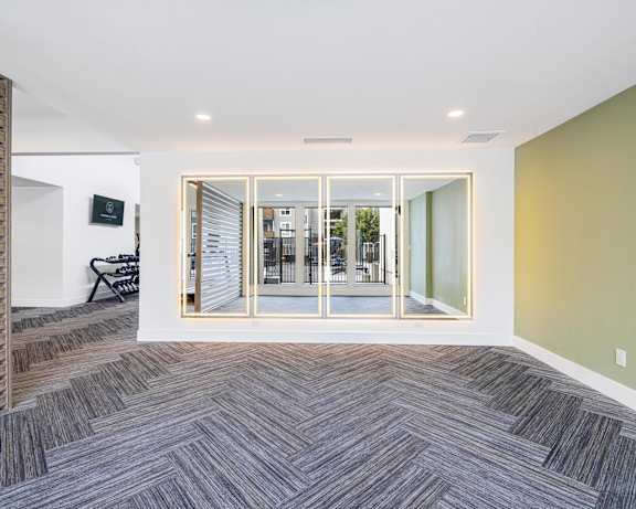 Photo Gallery Image