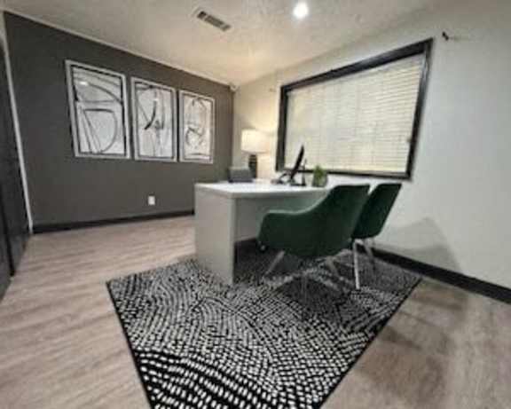 Photo Gallery Image
