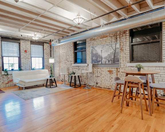 Photo Gallery Image
