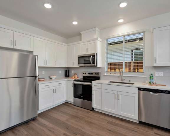 Photo Gallery Image