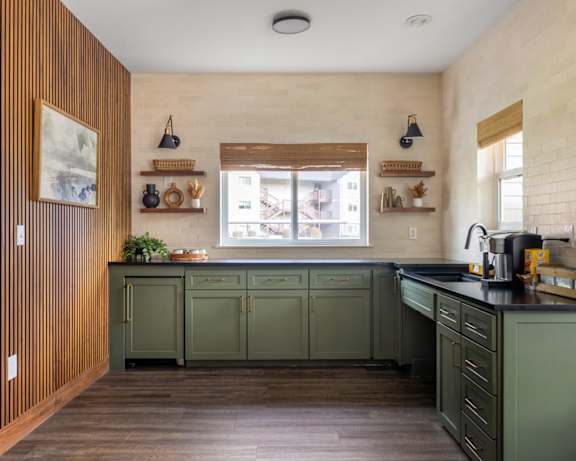 Photo Gallery Image