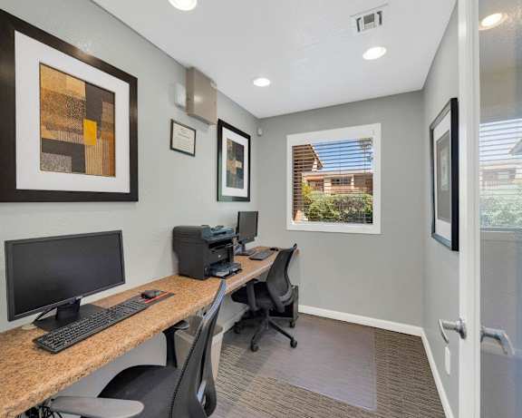 Photo Gallery Image