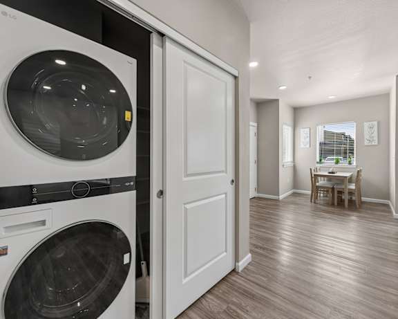 Photo Gallery Image