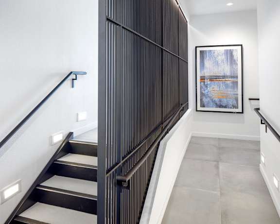 Photo Gallery Image